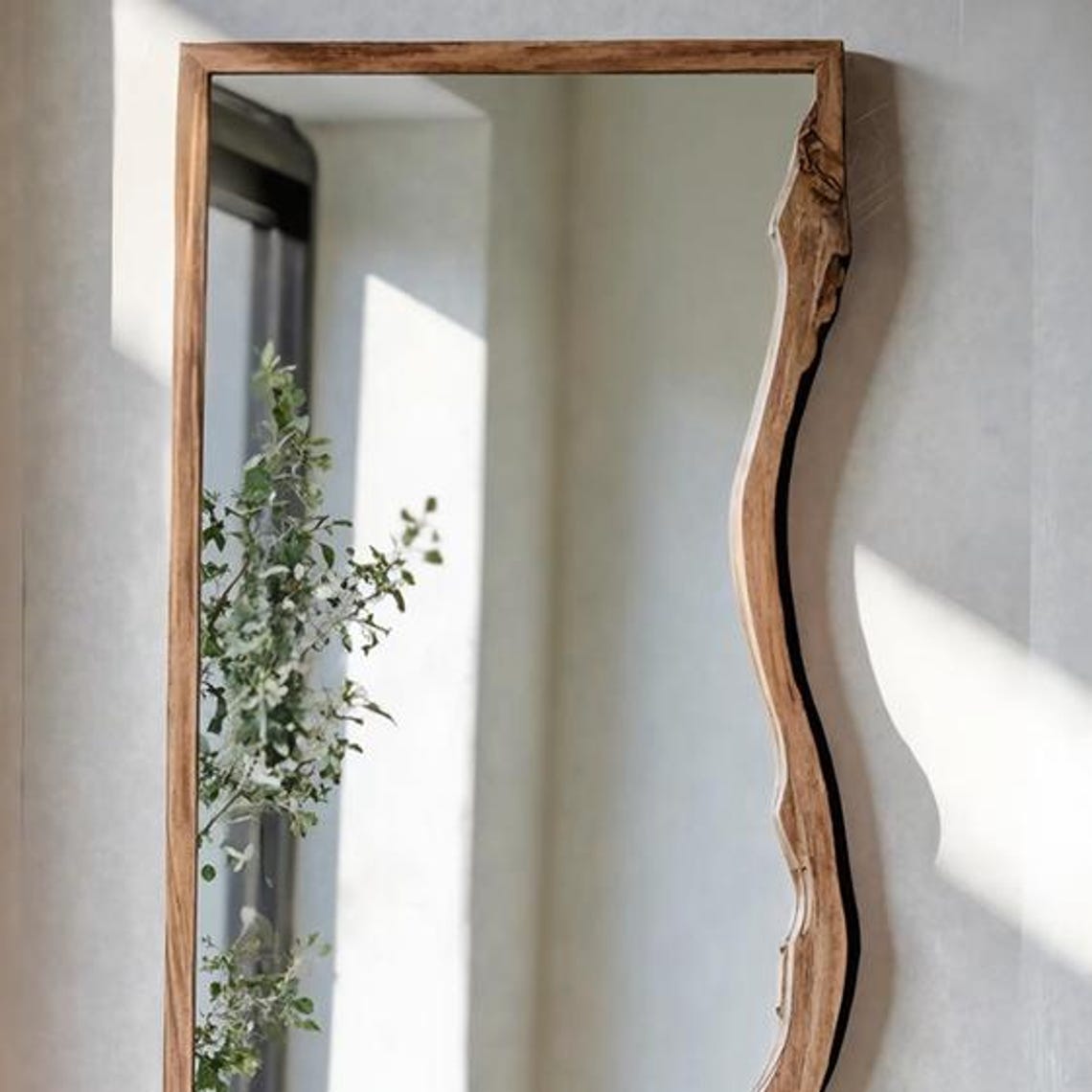 Rustic Interior Design Of Asymmetric Mirrors For Tamarind Wooden Frame Decorative Use In Living Room Bedroom And Home Decor SITHMI013
