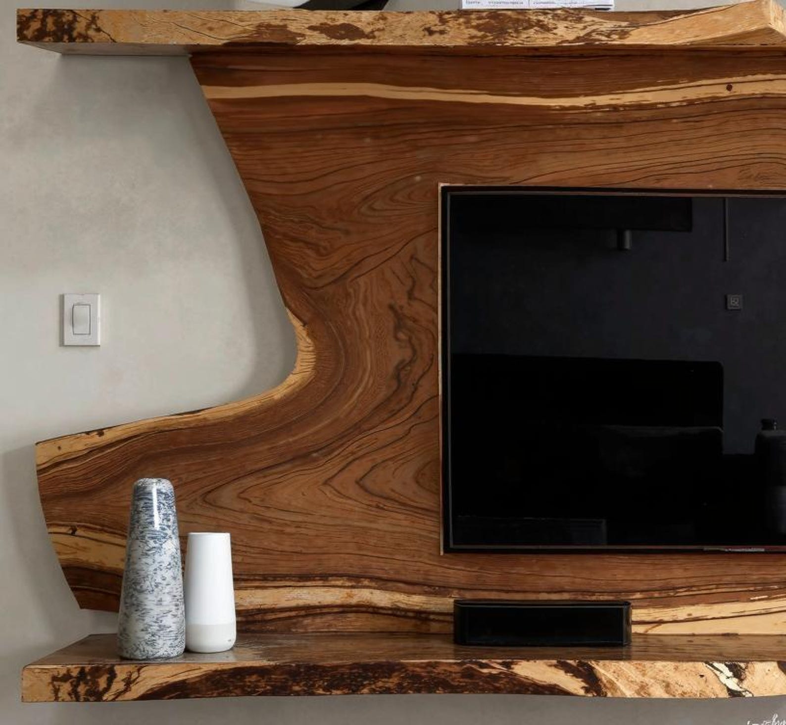 Rustic Living Room Media Console And Tv Stand For Entertainment Spaces SITHTVC002