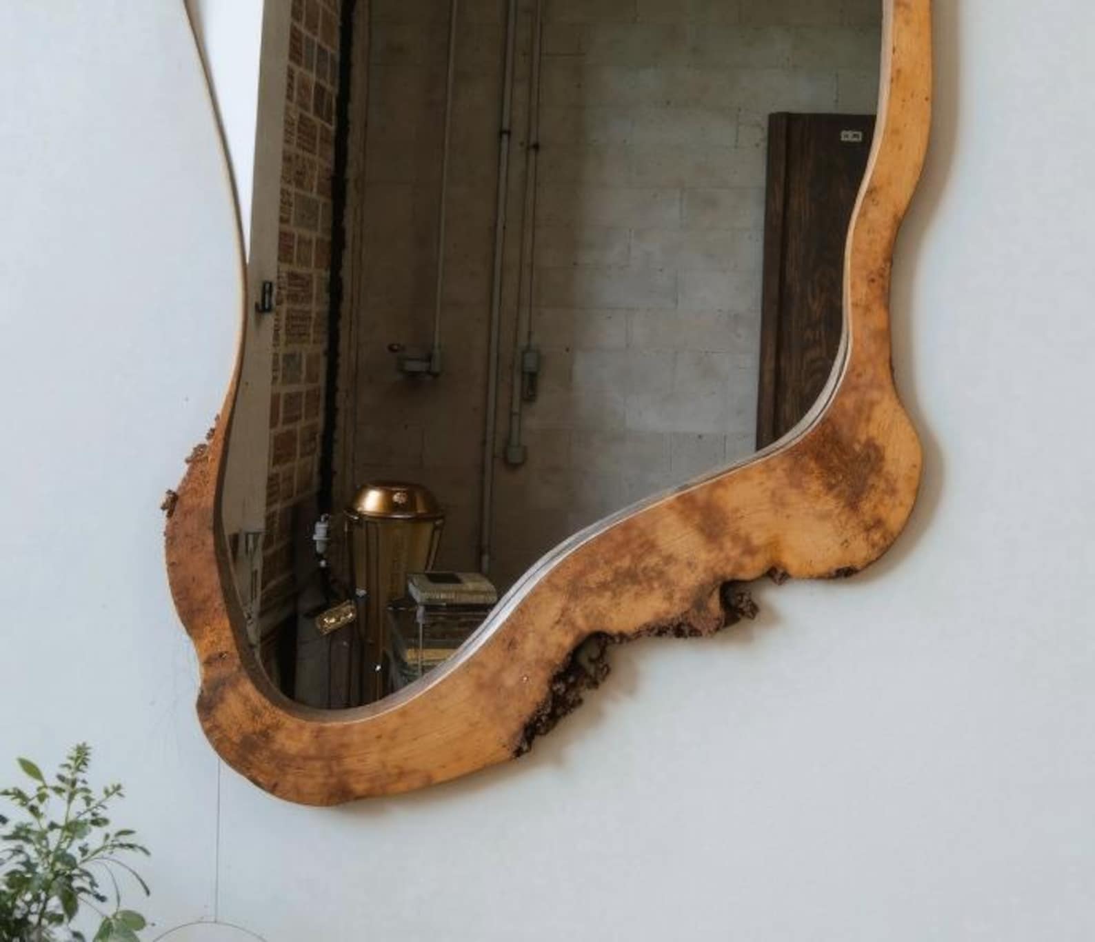 Rustic Interior Style With Rare Live Edge Wood Mirror And Wooden Decor For Home And Gift Ideas SITHMI005