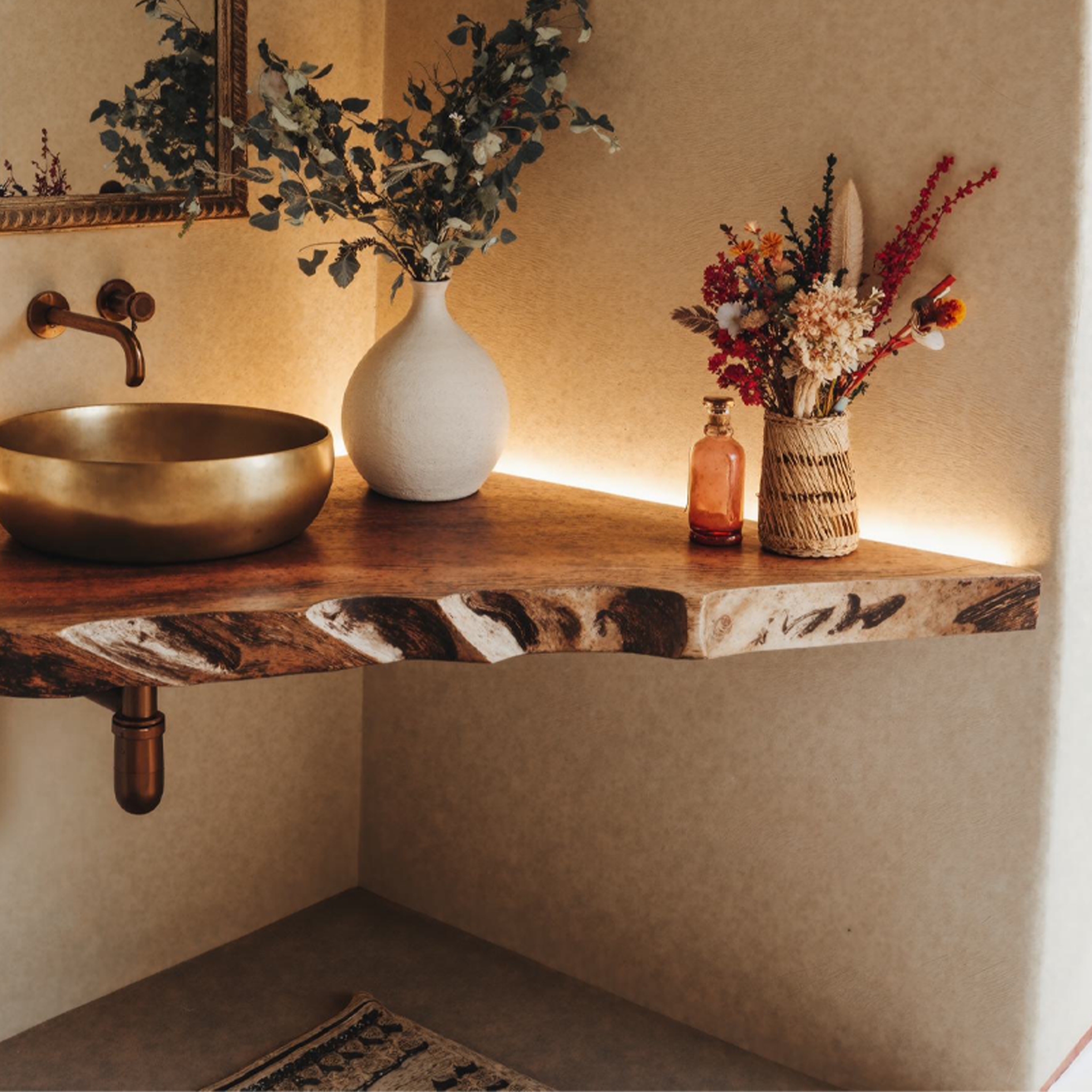 Handcrafted Corner Bathroom Wooden Shelf SILDTBRV070