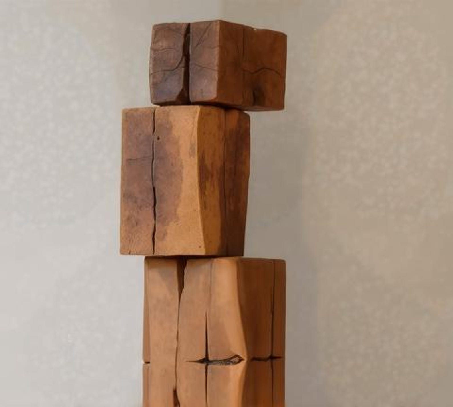 Modern Stacked Wood Sculpture For Hallway And Art Corner SITHSTW001