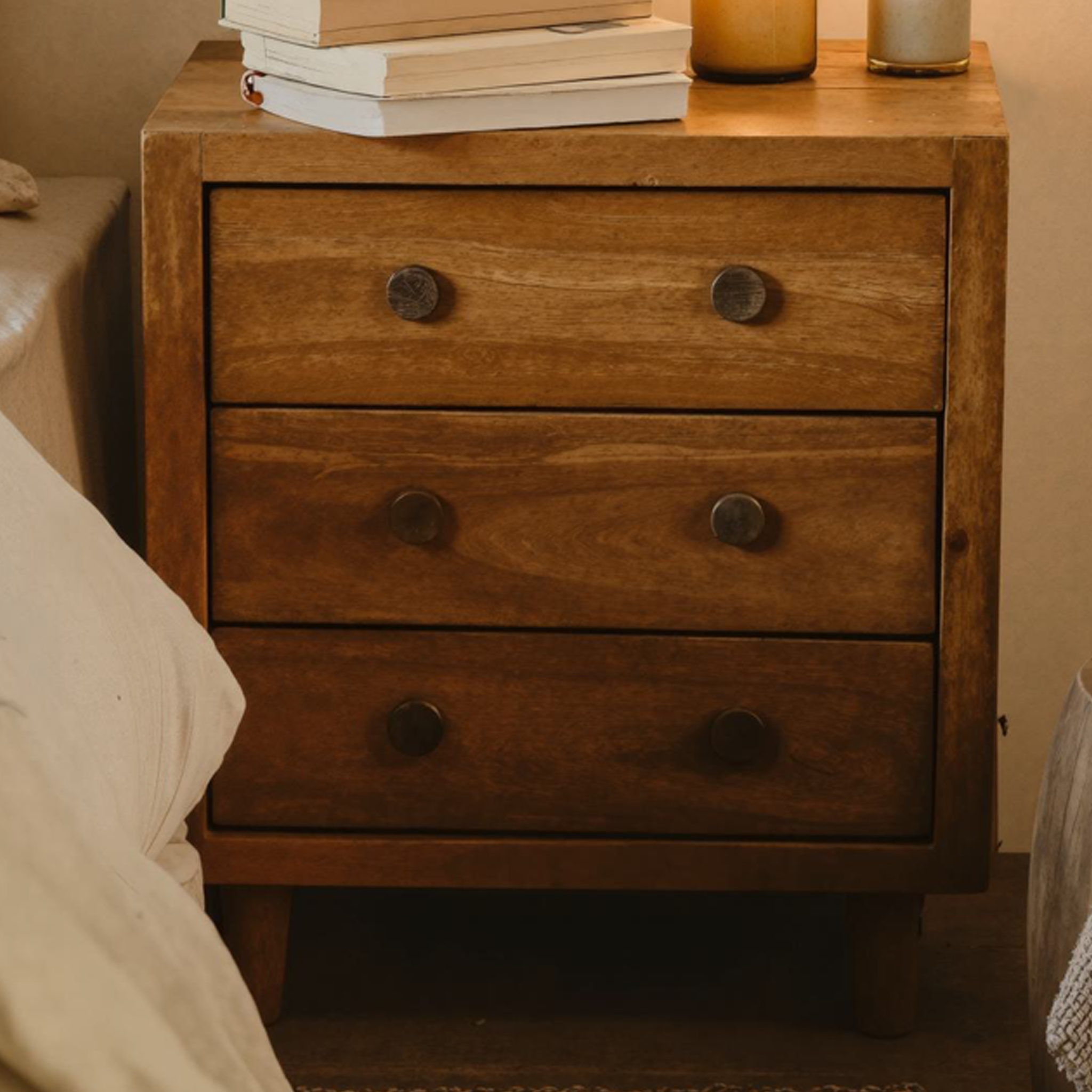 Handcrafted Rustic Nightstand With 3 Drawers SILDTNS004