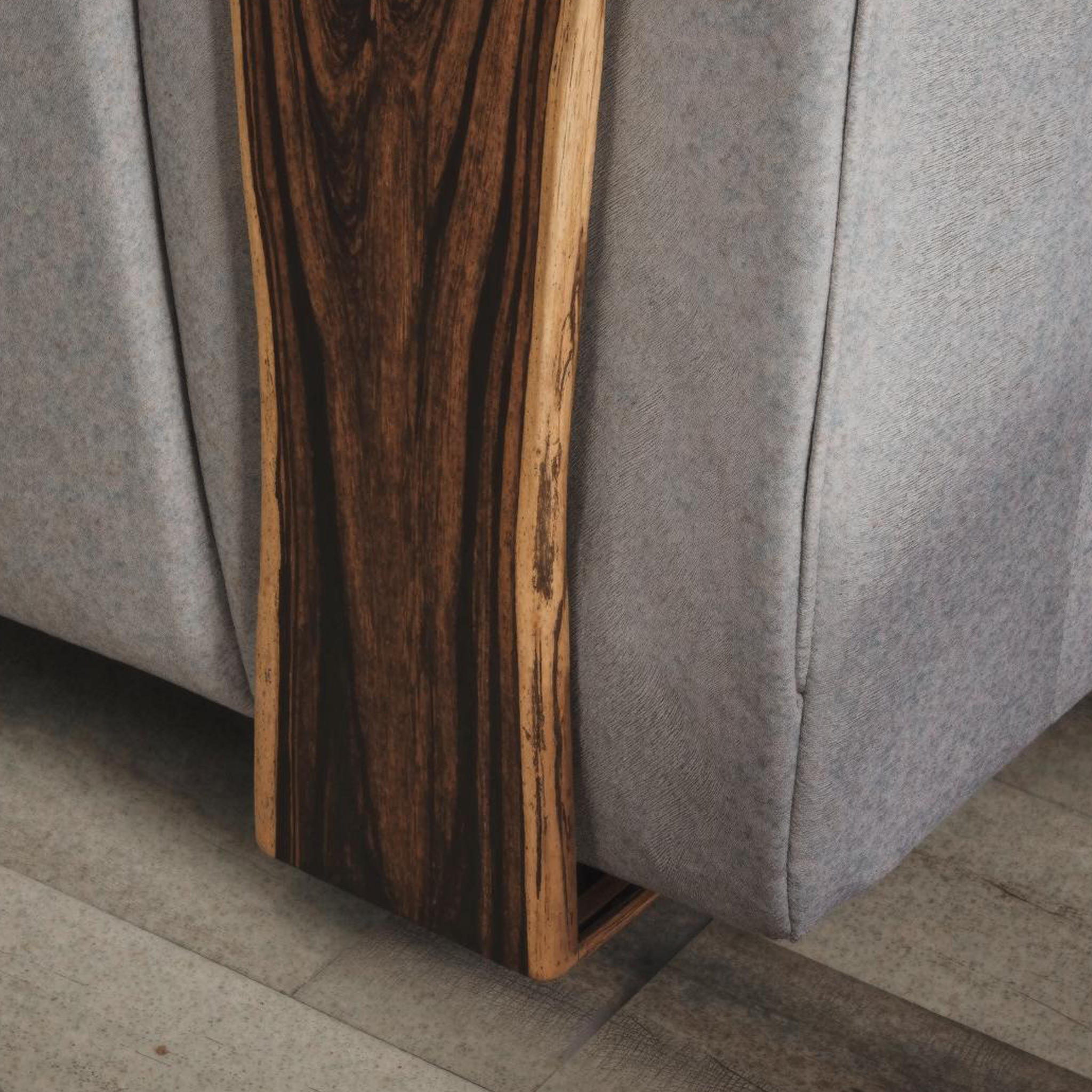 Farmhouse Sofa Armrest Table With Natural Wood Design SILDTAR001