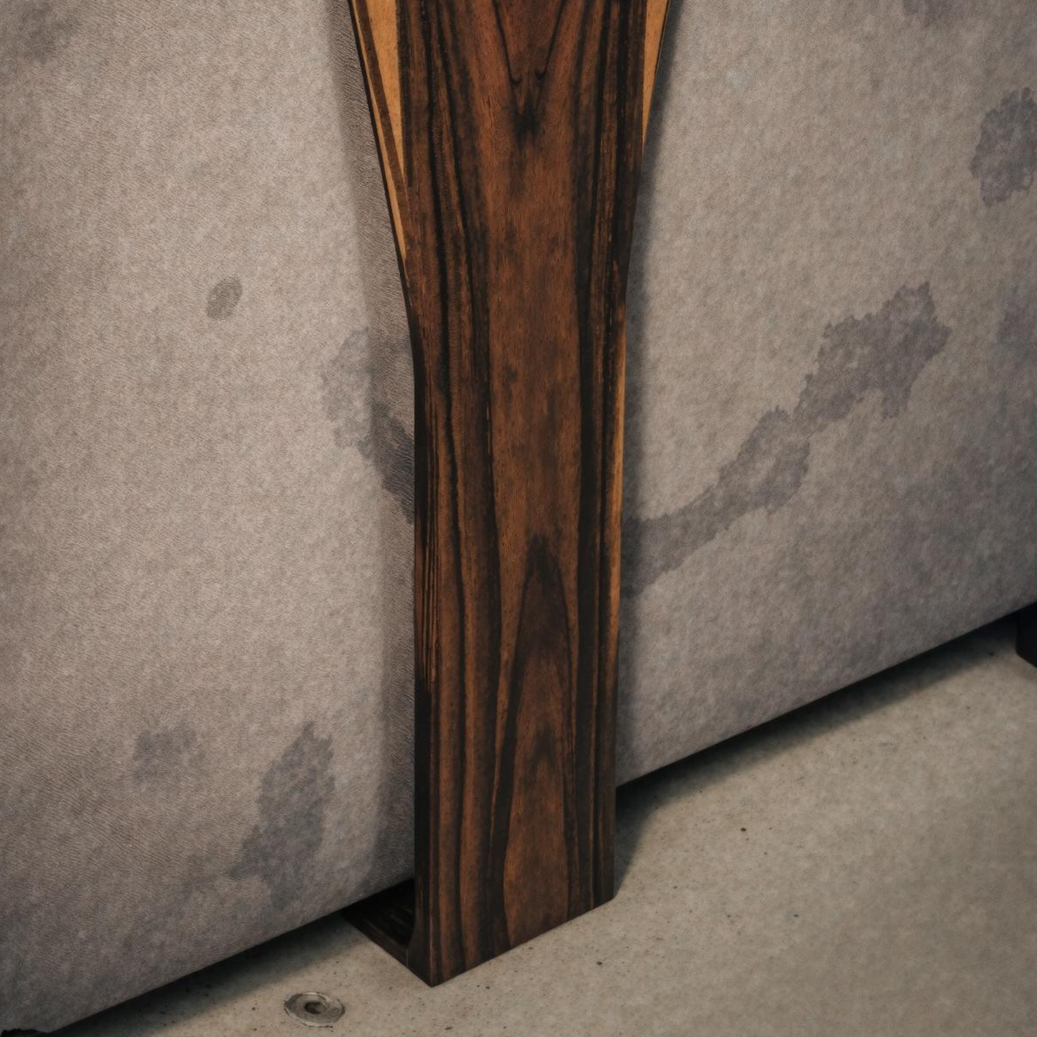 Handcrafted Solid Wood Armrest Table For Sofa Storage SILDTAR002