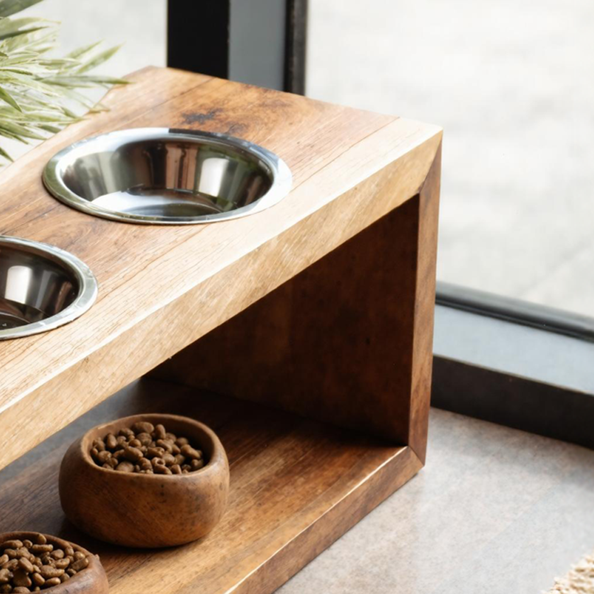 Handcrafted Pet Bowl Holder Pet Food Area SILDTDBS003