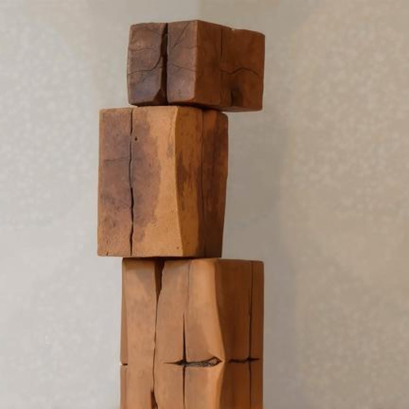 Modern Stacked Wood Sculpture For Hallway And Art Corner SITHSTW001