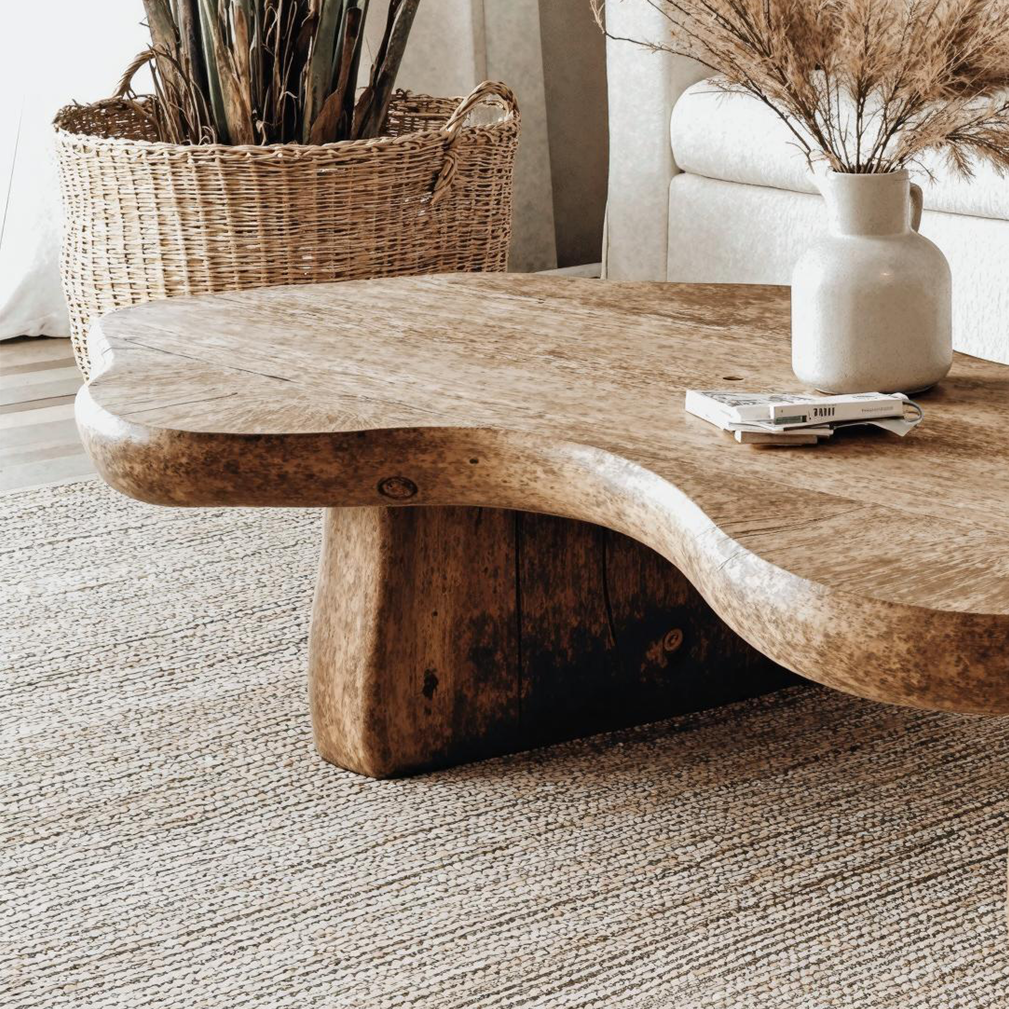 Solid Wood Coffee Table For Elegant Living Rooms SILDTCF094